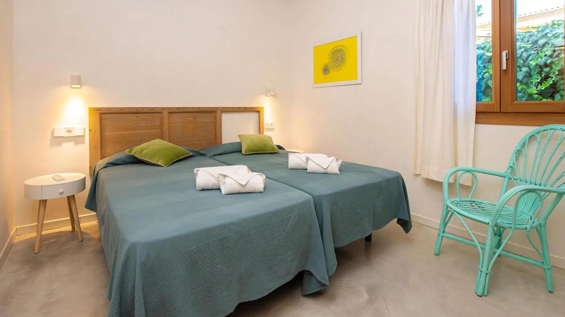 בית נופש Cala de Sant Vicenc Villa Mar Clara