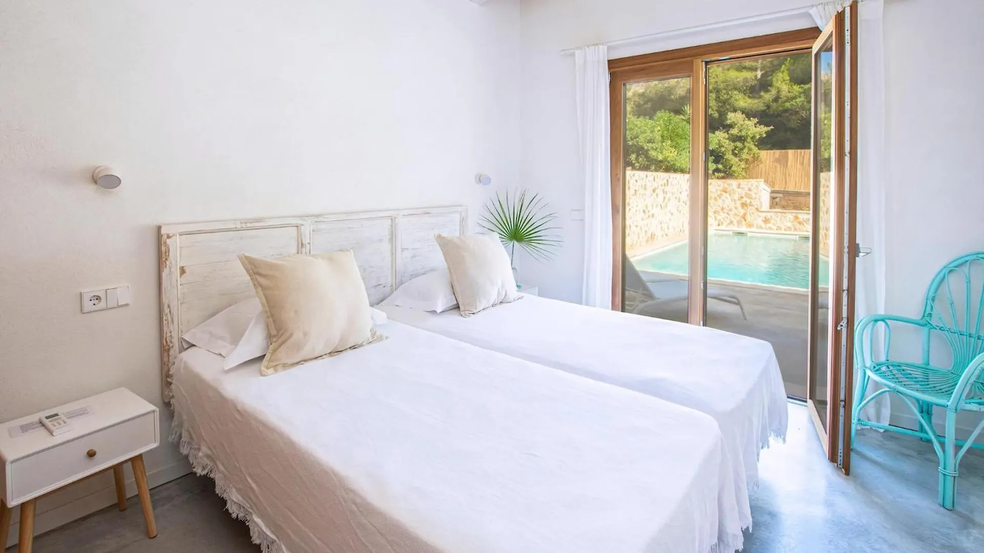 בית נופש Cala de Sant Vicenc Villa Mar Clara ספרד